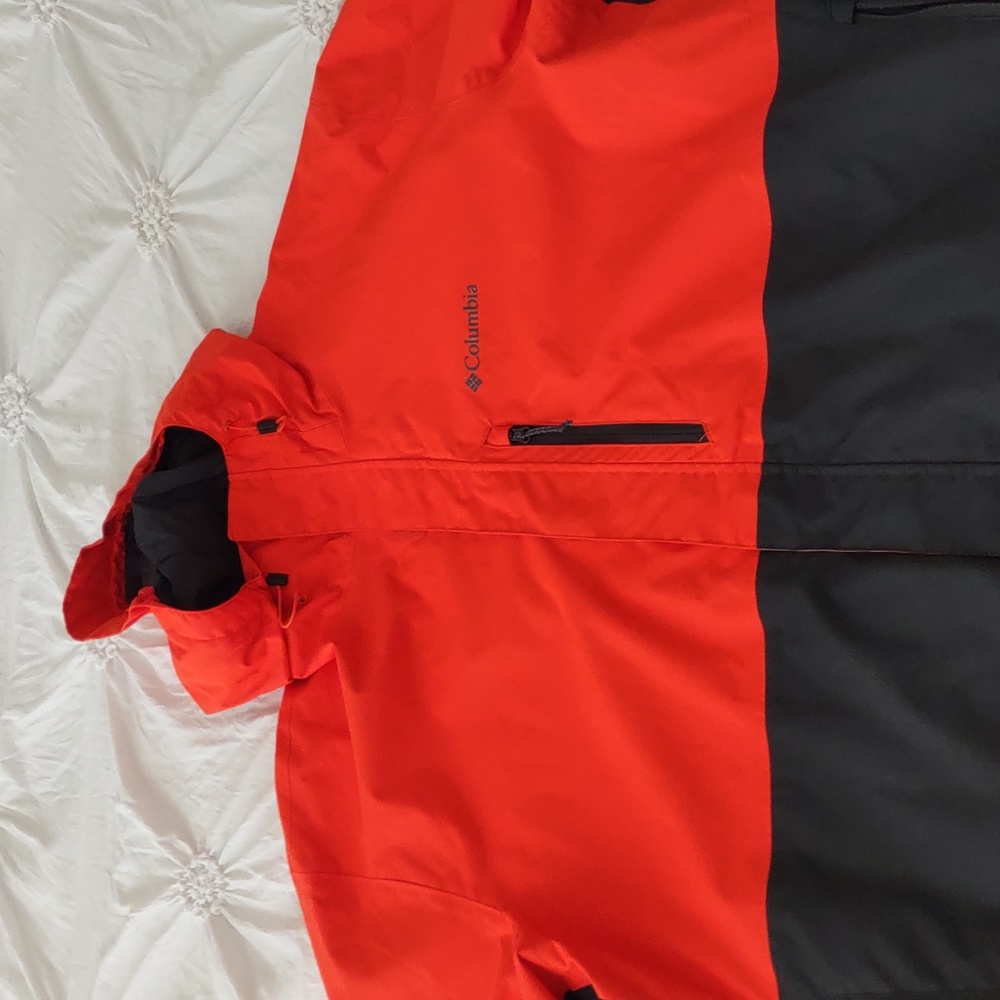 Columbia rain jacket